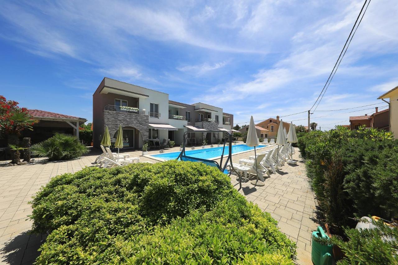 Apartments Punta ปริฟลากา ภายนอก รูปภาพ